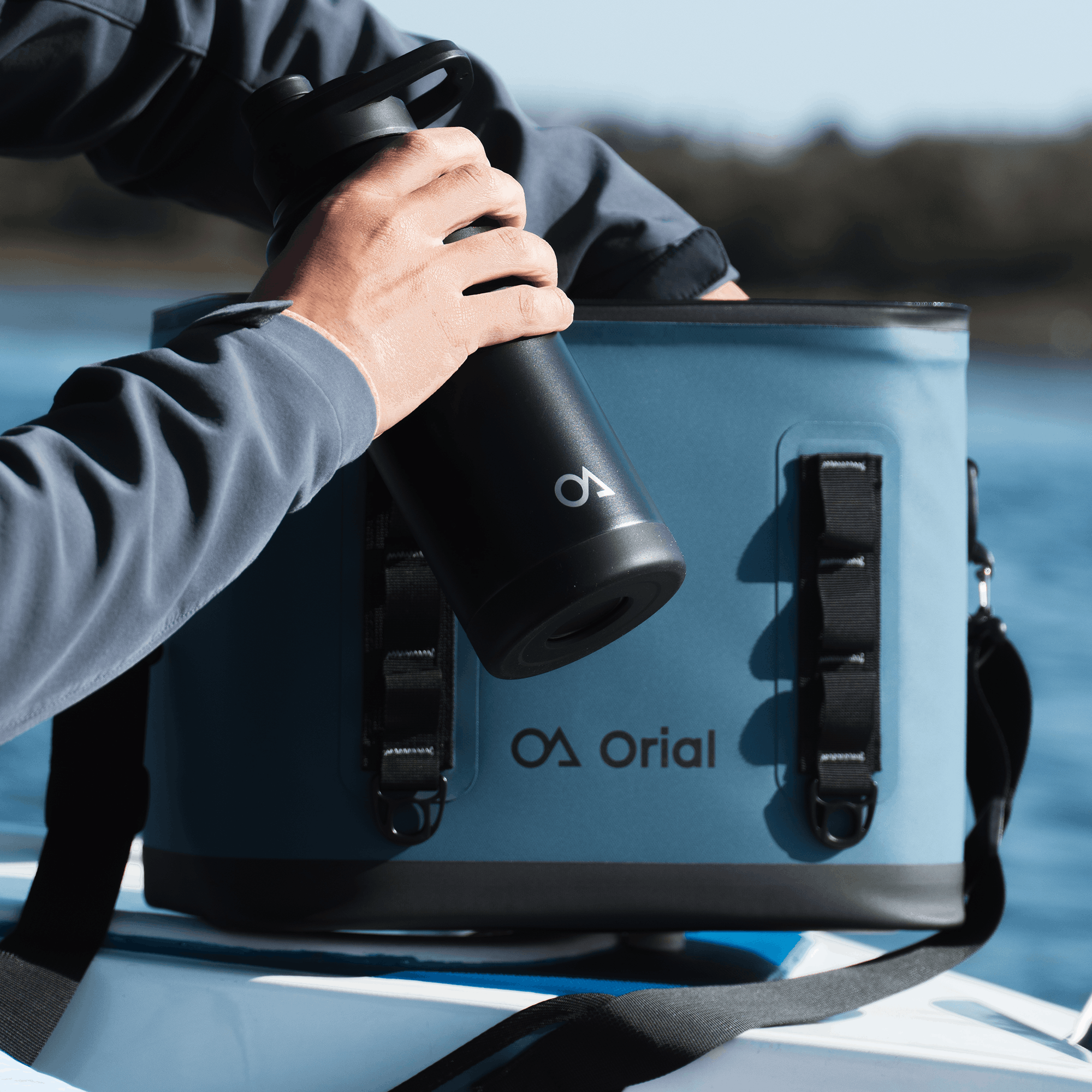 Roamer 20-Can Cooler