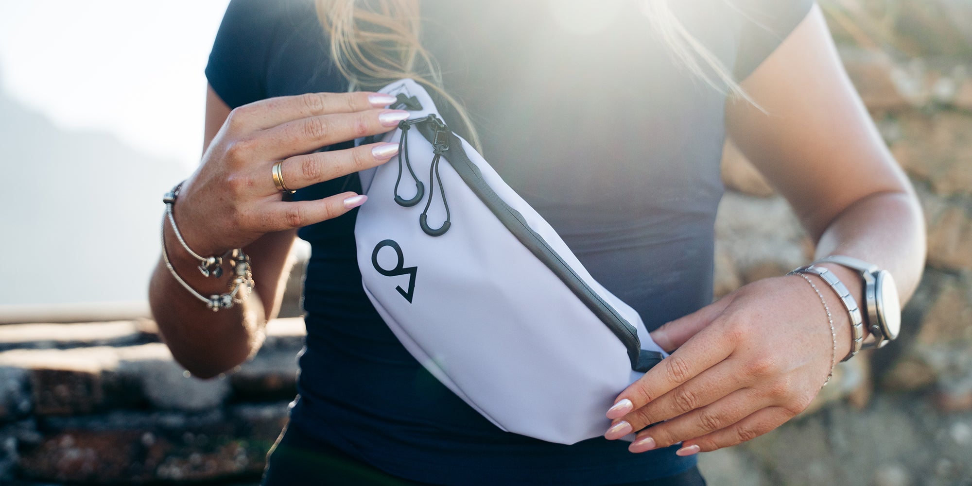 Hip Packs & Slings