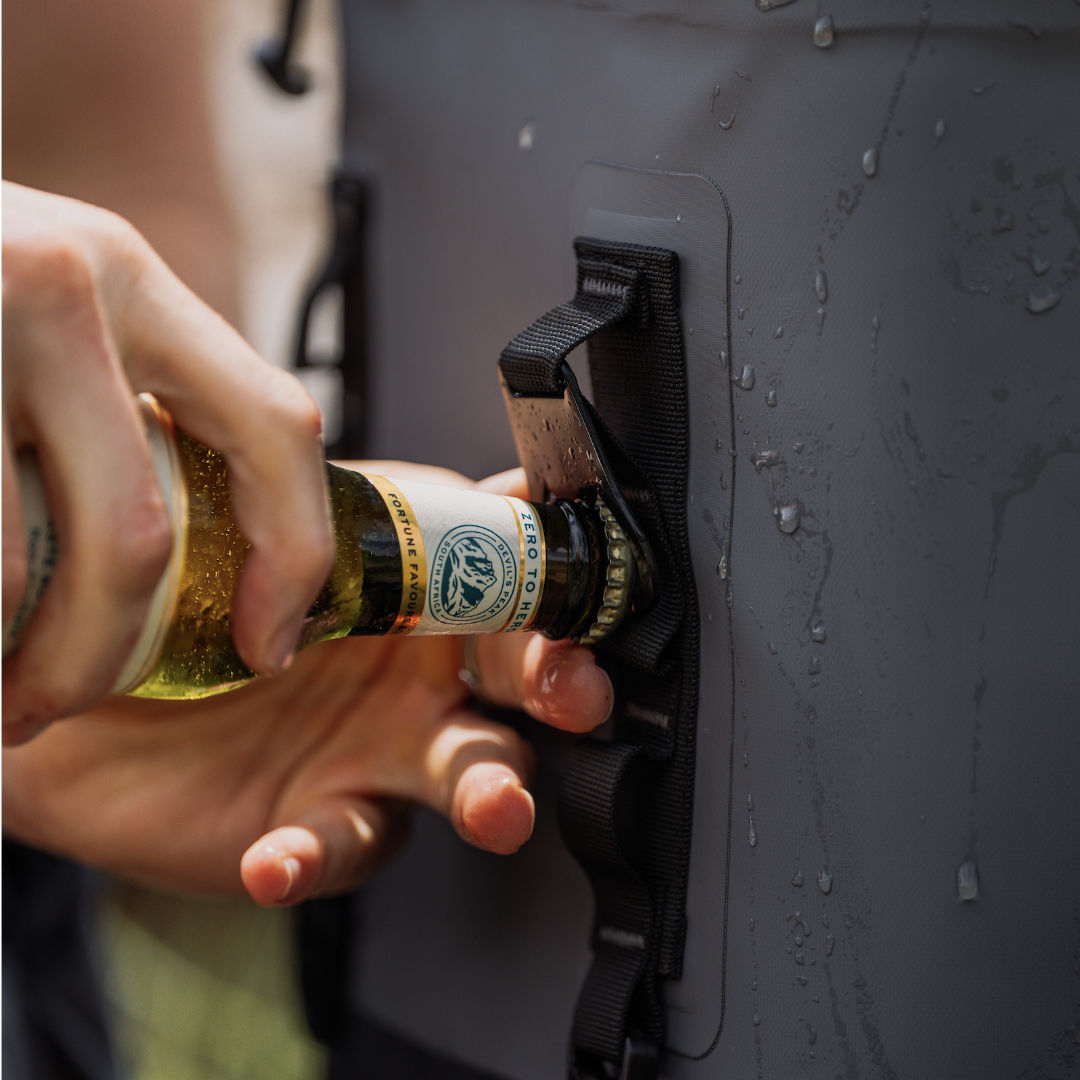 Roamer 20-Can Cooler